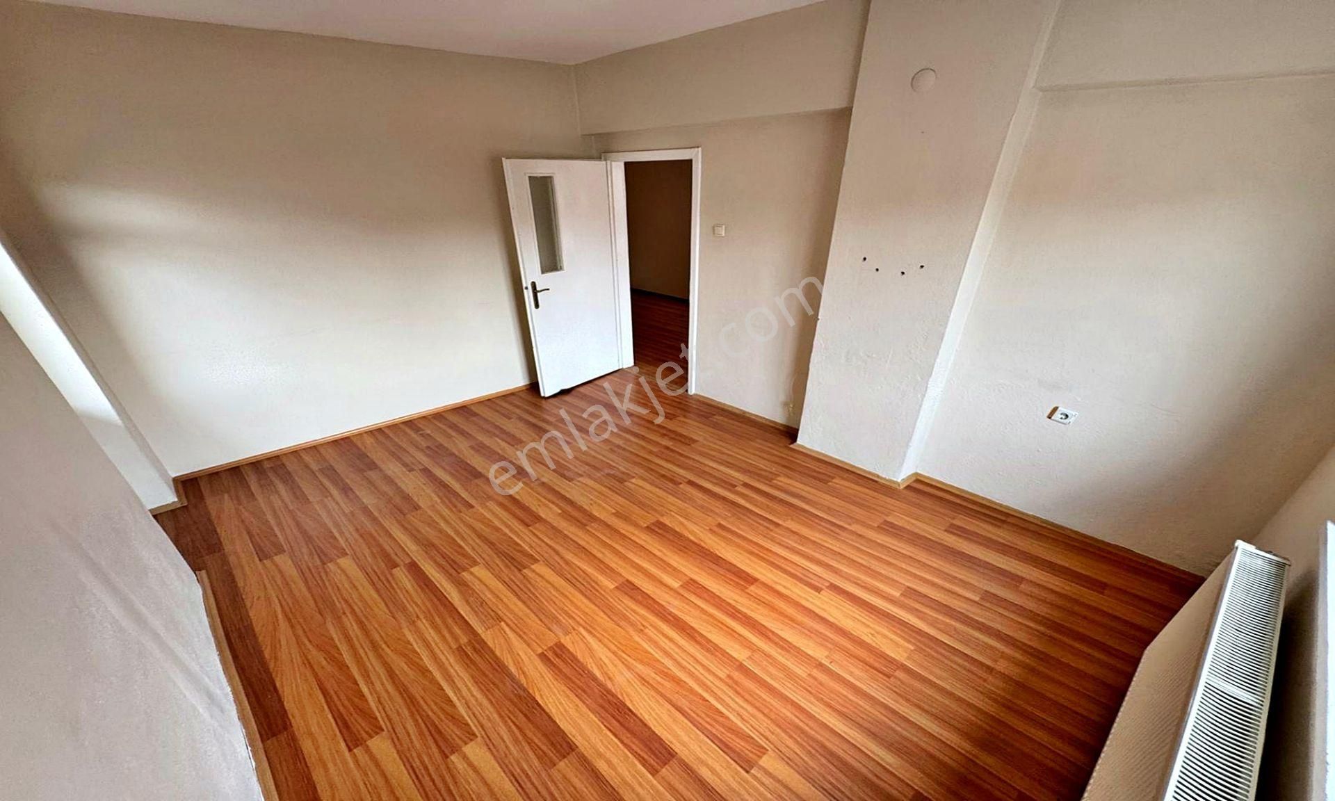 İncirli'de Altında Daireli Emsallerinden Uygun Ferah 3+1 Daire - Görsel 19