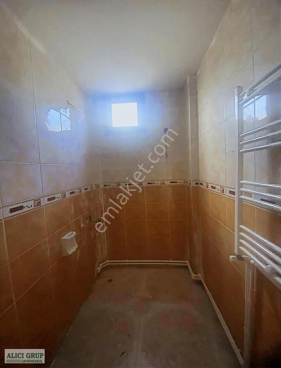 Kiralık Kombili,3.kat Teraslı Kızanyolu-batıkent Hastanesi Yanı - Görsel 2