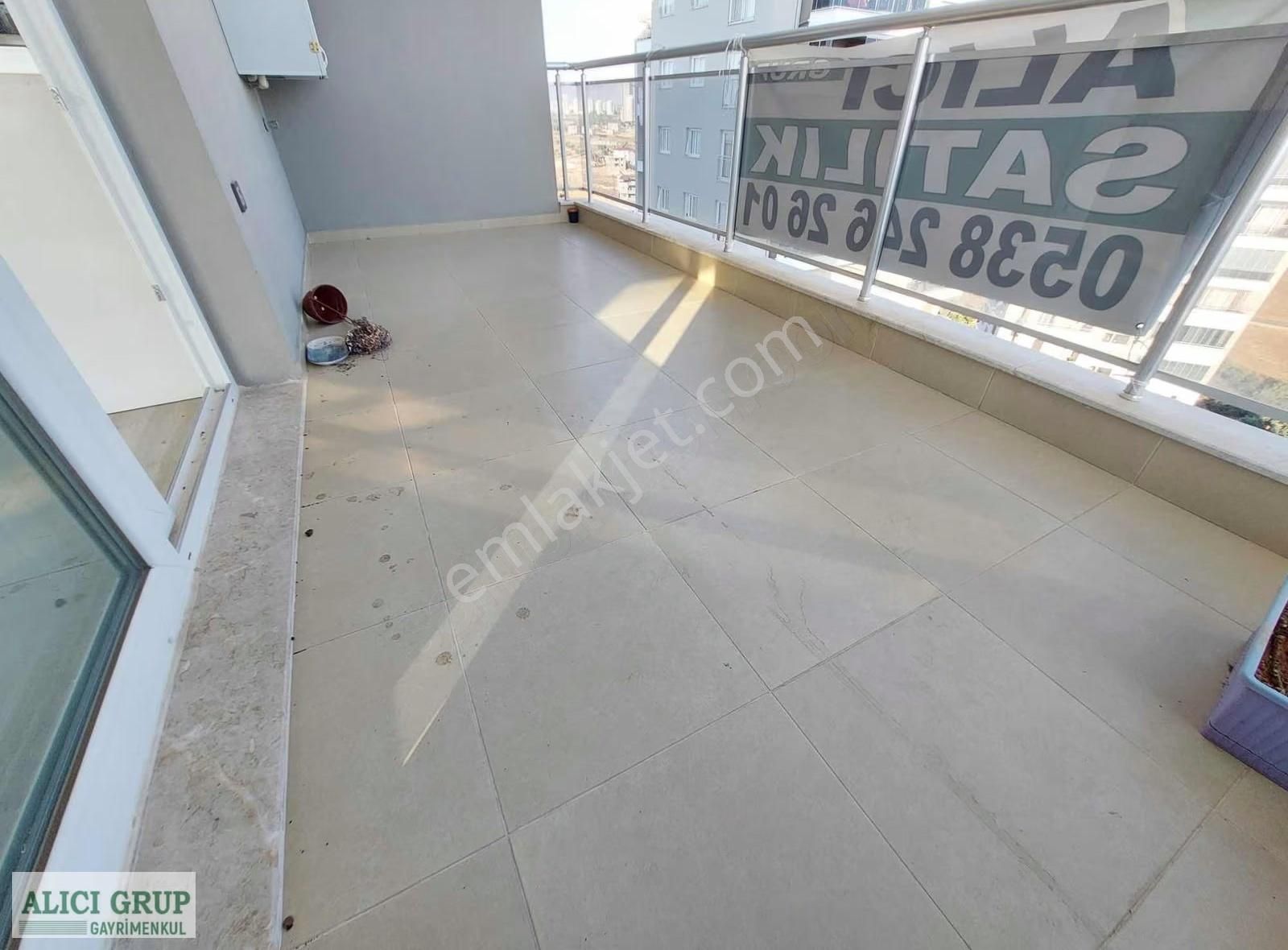 Stad Yakını Gdb Cepheli Full Açık Önü Satılık Site İçi 3+1 Daire - Görsel 3