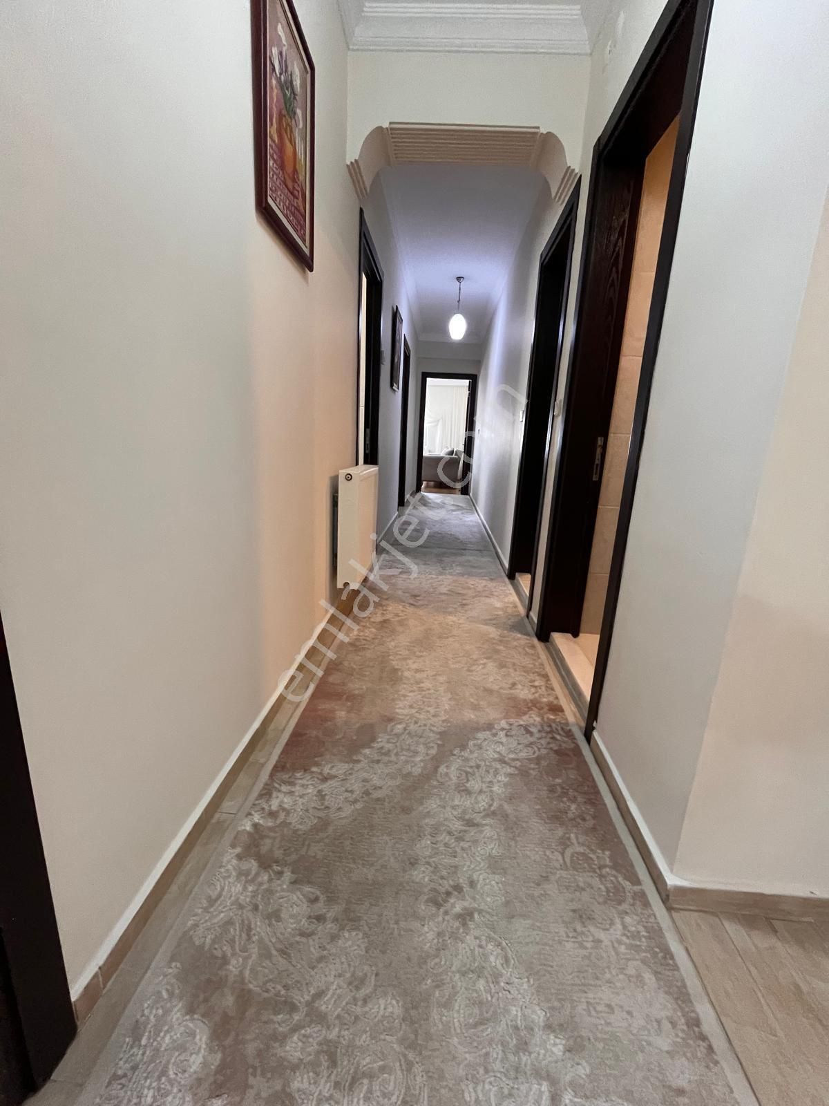 Bozyakada Genç Binada 3+1 135m2 Arakat Otoparklı Asansörlü Köşe Daire - Görsel 22