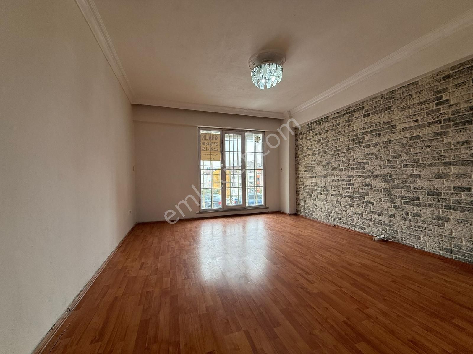 Kıraç Şehitler Mah'de Balkonlu Yeni Boyalı Temiz Yüksek Giriş !! - Görsel 12