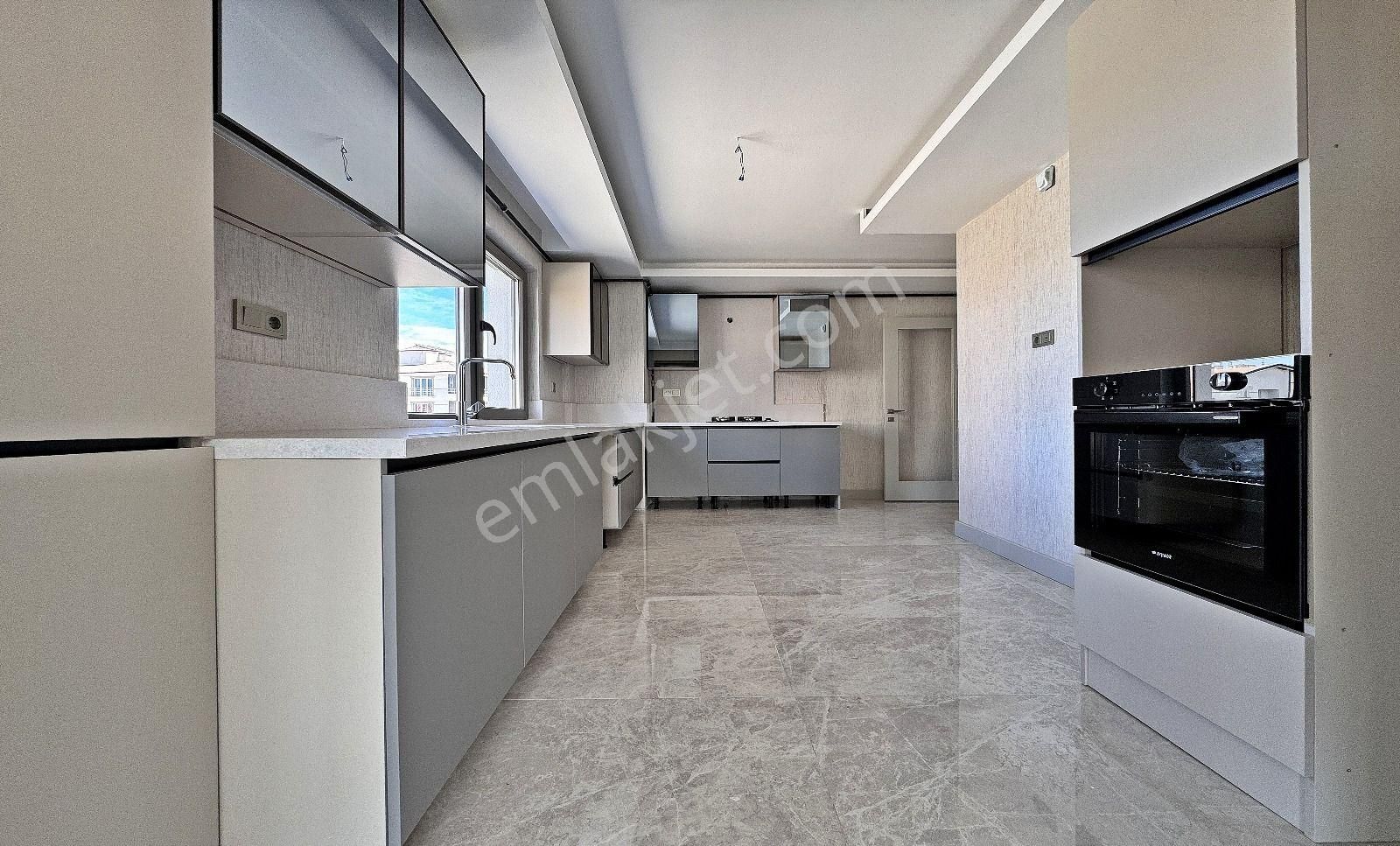 Kanuni Mahallesi'nde Sıfır Binada 3+1 Full Lüks Yapılı Daire! - Görsel 2