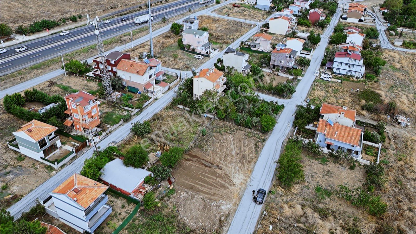 Tekirdağ'da Deniz Manzaralı 168 M² Villa Ruhsatlı Müstakil Arsa - Görsel 9