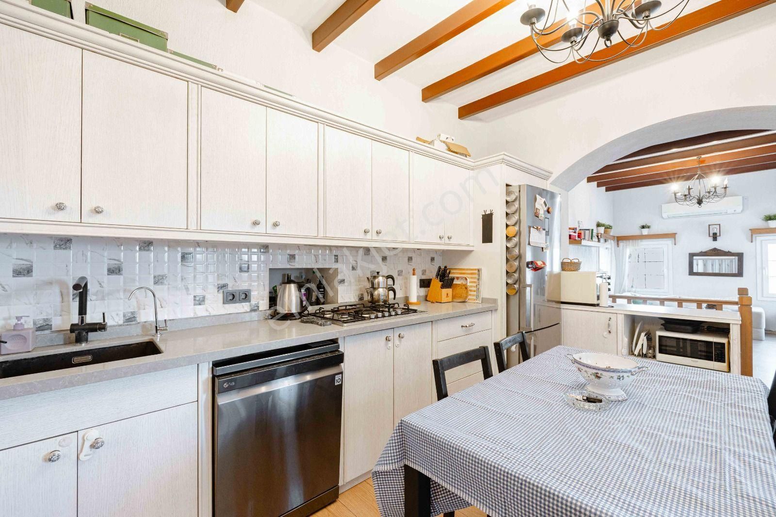 Bodrum Yakaköy'de Tam Müstakil Taş,köy Evi  - Görsel 12