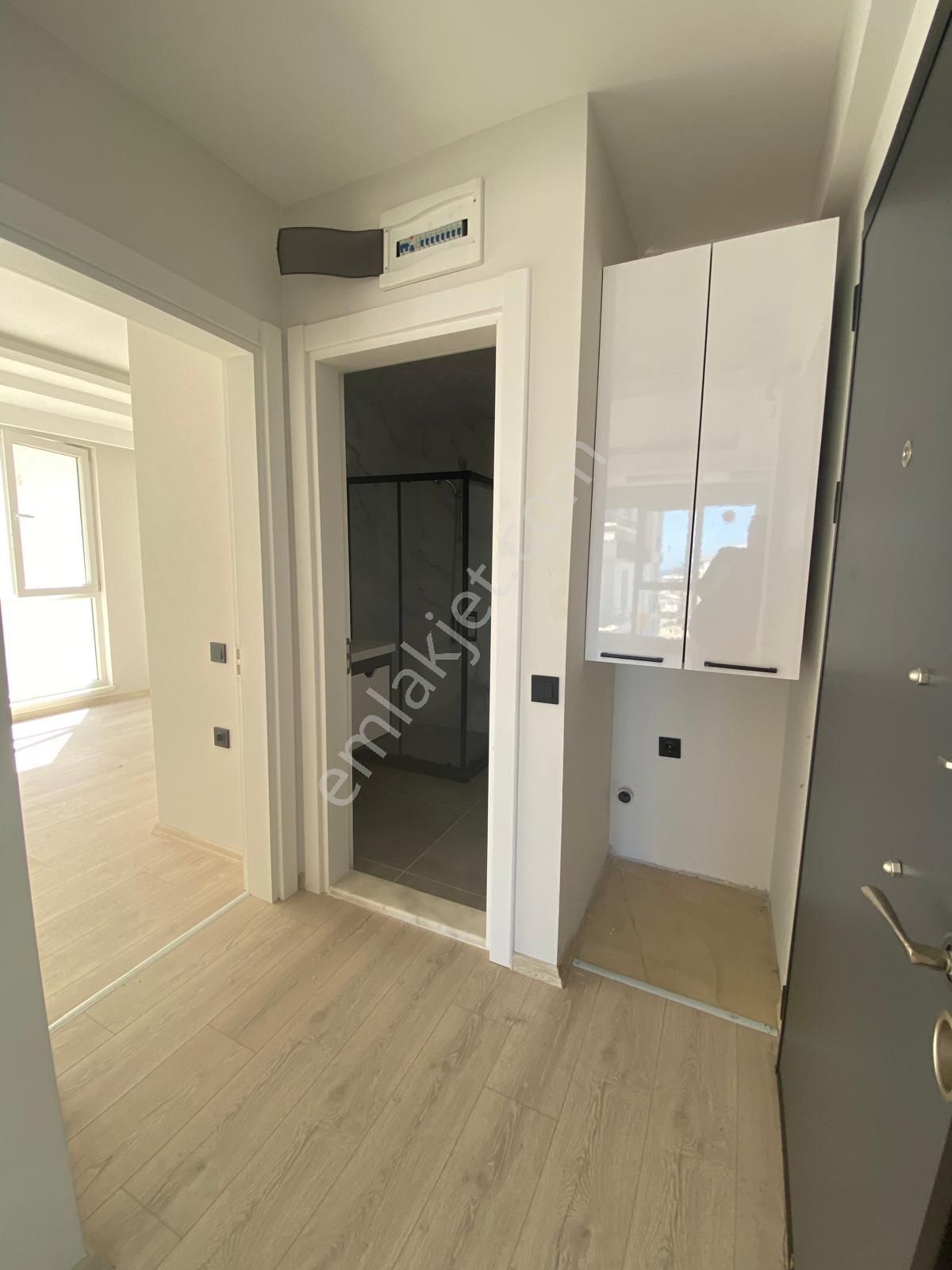 Körfez Mah.sahile Yürüme Mesafesinde Satılık 1+1 Daire - Görsel 5