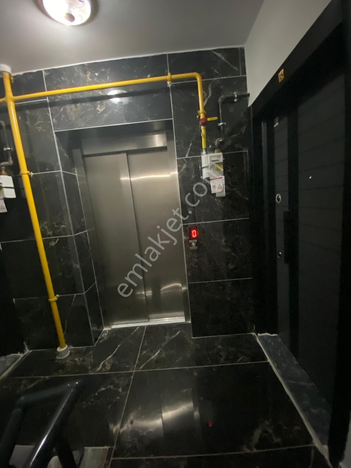 Körfez Mah.sahile Yürüme Mesafesinde Satılık 1+1 Daire - Görsel 12