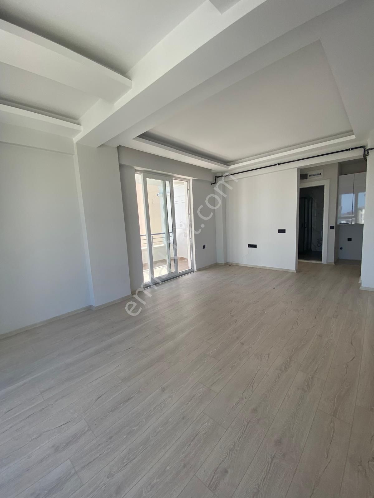 Körfez Mah.sahile Yürüme Mesafesinde Satılık 1+1 Daire - Görsel 4