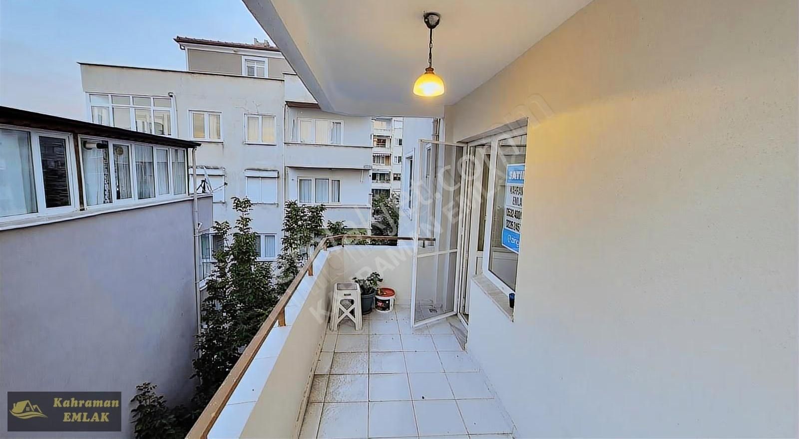 Çınarcık Lunapark Arkası 2.katta Deniz Manzaralı Daire - Görsel 9