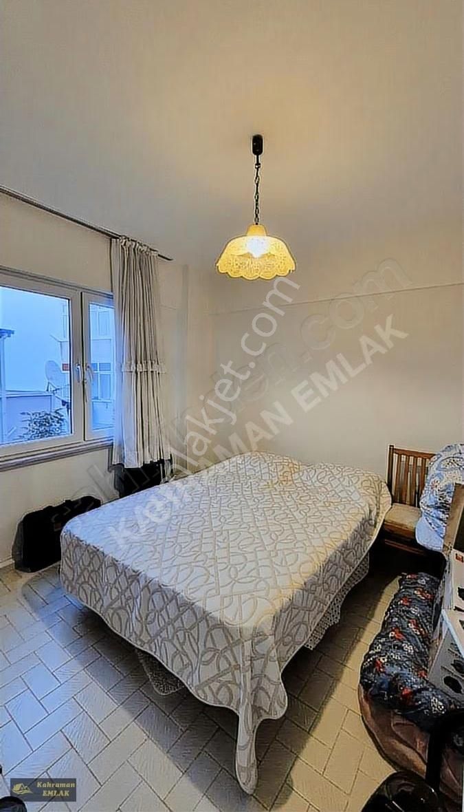 Çınarcık Lunapark Arkası 2.katta Deniz Manzaralı Daire - Görsel 4