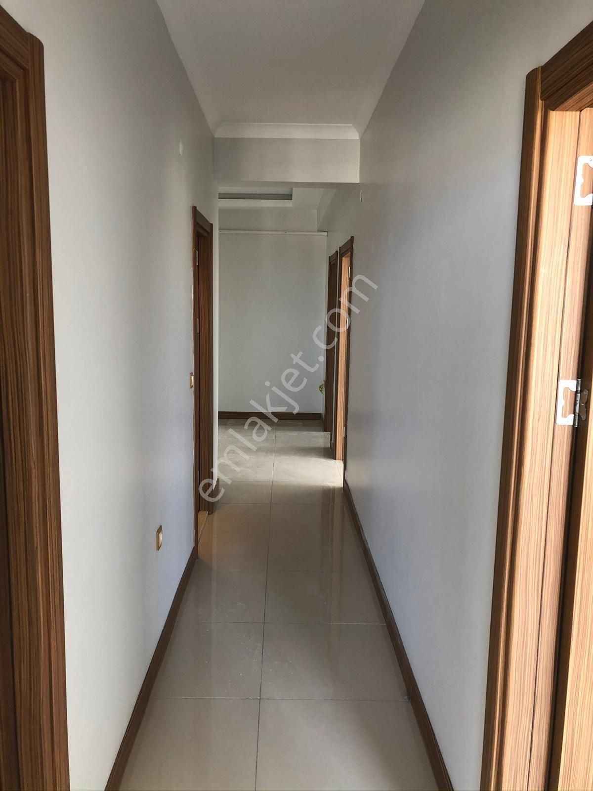 Trabzon Çukurçayır Mahallesi Ay Işığı 1 Sitesi Satılık 3+1 Daire - Görsel 13