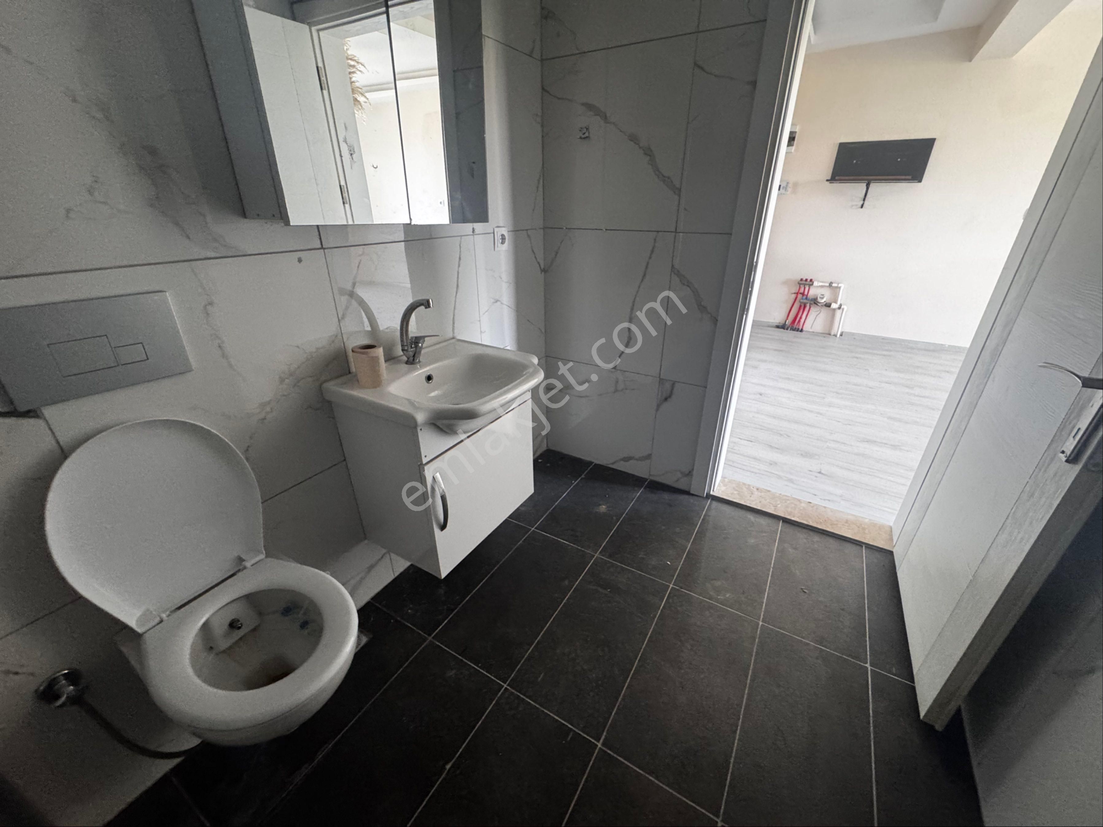 Berkay Emlaktan Satılık 1+1 Daire - Görsel 7