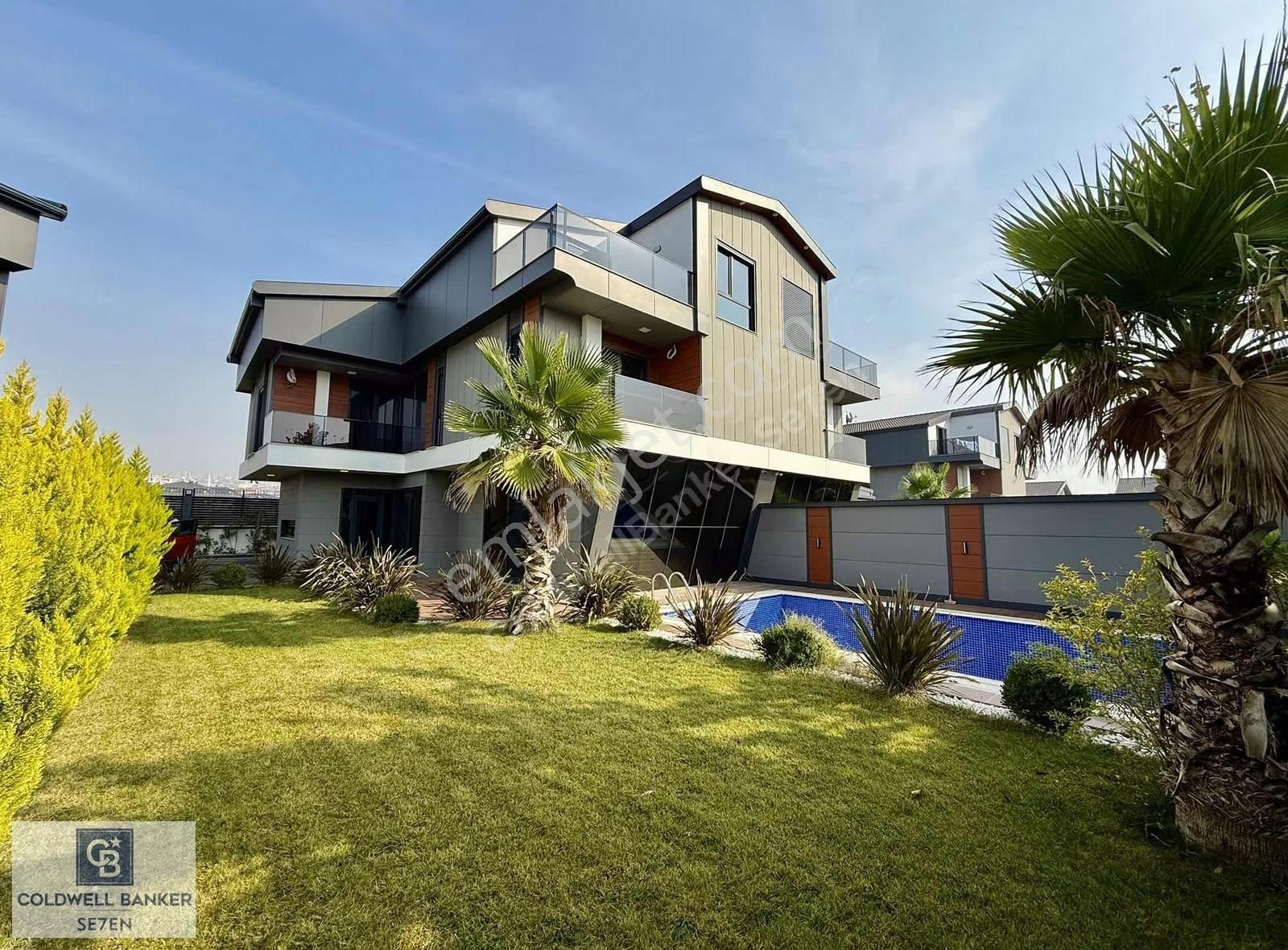 [cb Se7en]site İçinde Müstakil Havuzlu Bahçeli 6+2 Triplex Villa - Görsel 4