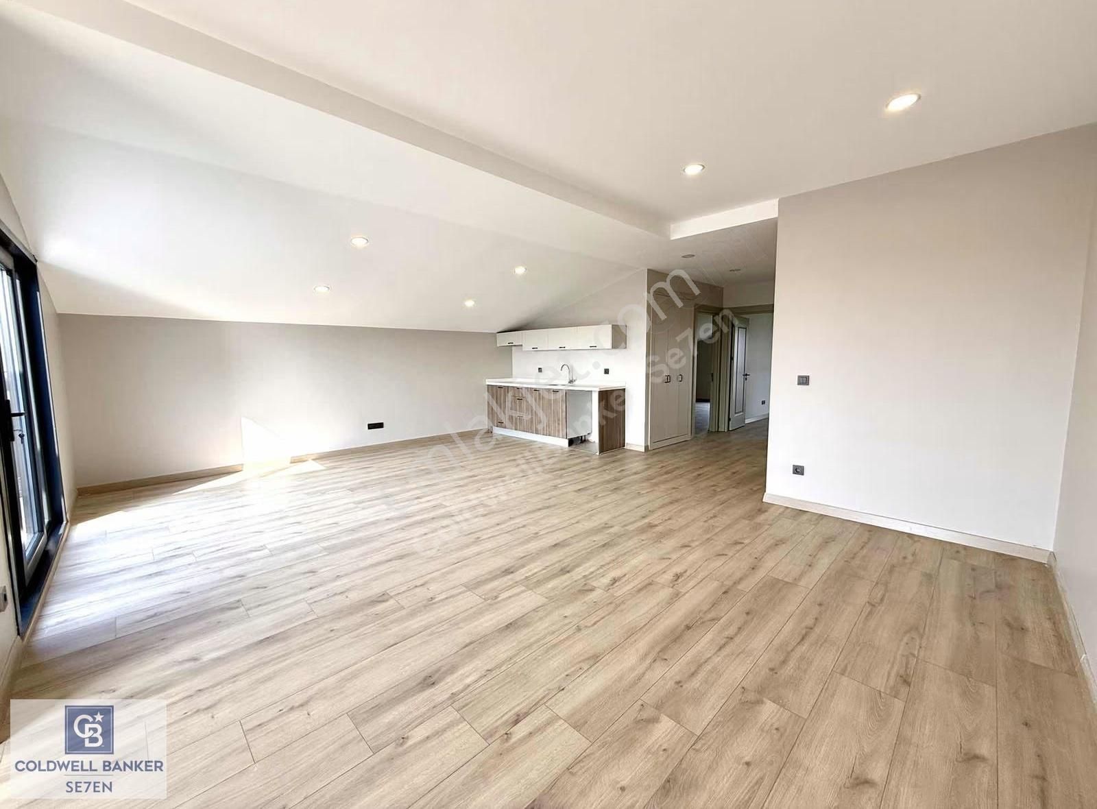 [cb Se7en]site İçinde Müstakil Havuzlu Bahçeli 6+2 Triplex Villa - Görsel 9