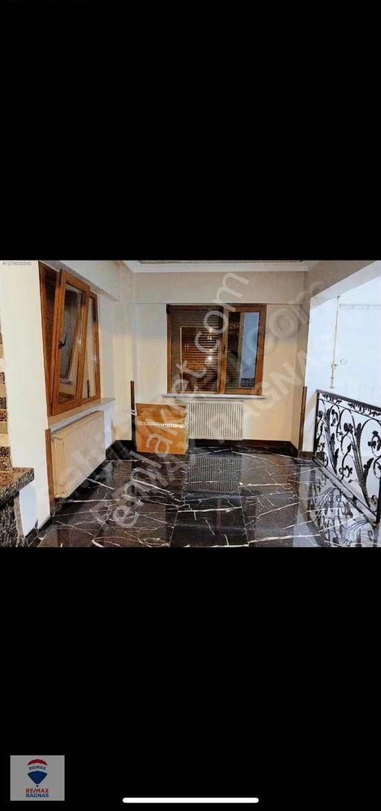 Ümraniye Çakmak Mah.bahariye Sokakta Kiralık Ferah Ters Dubleks - Görsel 13