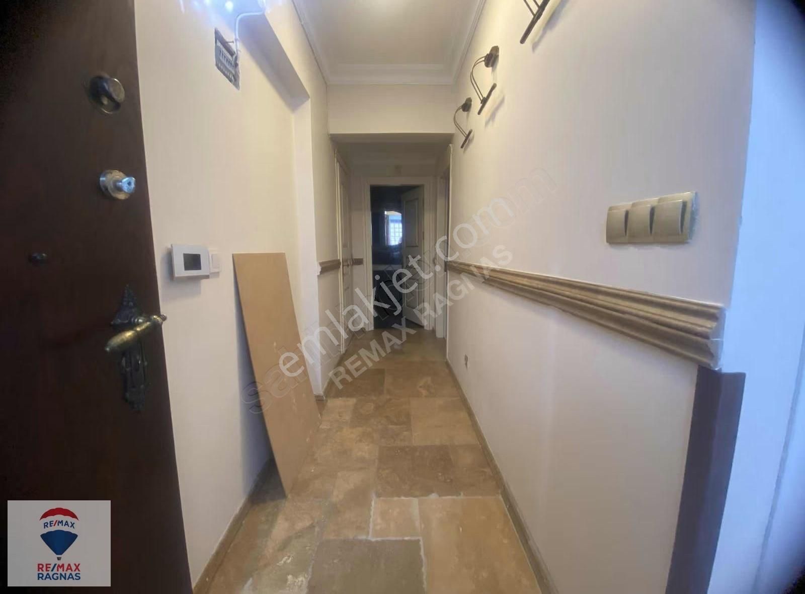 Ümraniye Çakmak Mah.bahariye Sokakta Kiralık Ferah Ters Dubleks - Görsel 2