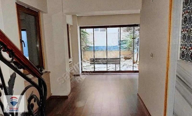 Ümraniye Çakmak Mah.bahariye Sokakta Kiralık Ferah Ters Dubleks - Görsel 15