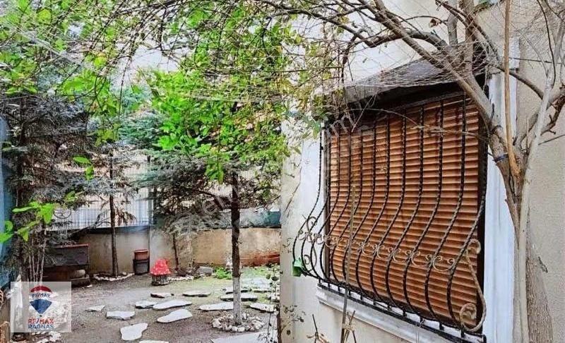 Ümraniye Çakmak Mah.bahariye Sokakta Kiralık Ferah Ters Dubleks - Görsel 24
