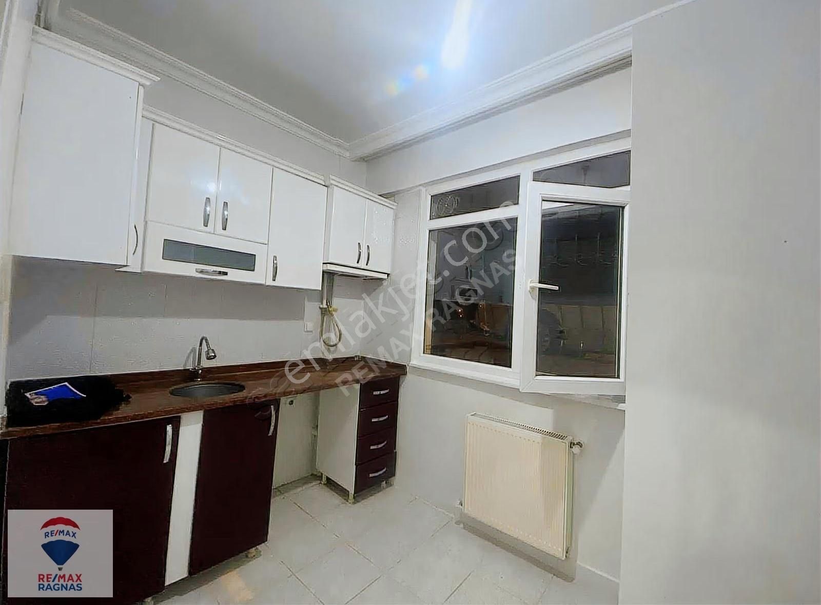 Ümraniye Ihlamurkuyu Mahallesi Hatıra Sokak'ta 2+1 Kiralık Daire - Görsel 3