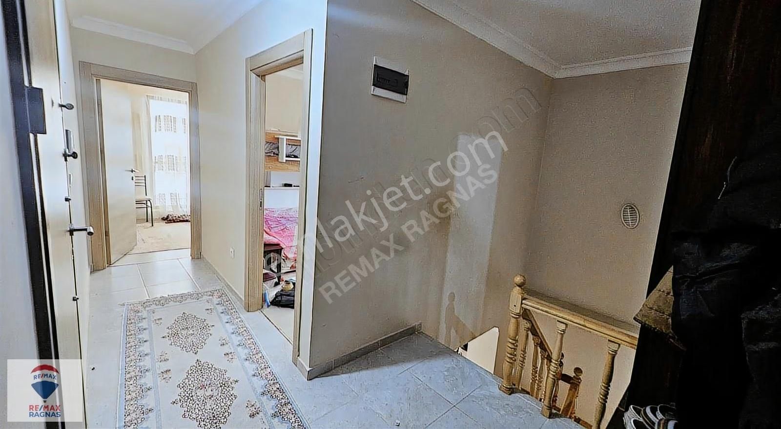 Çekmeköy /çatalmeşe Butik Sitede Ara Kat 3+1 Ters Dublex Daire - Görsel 2