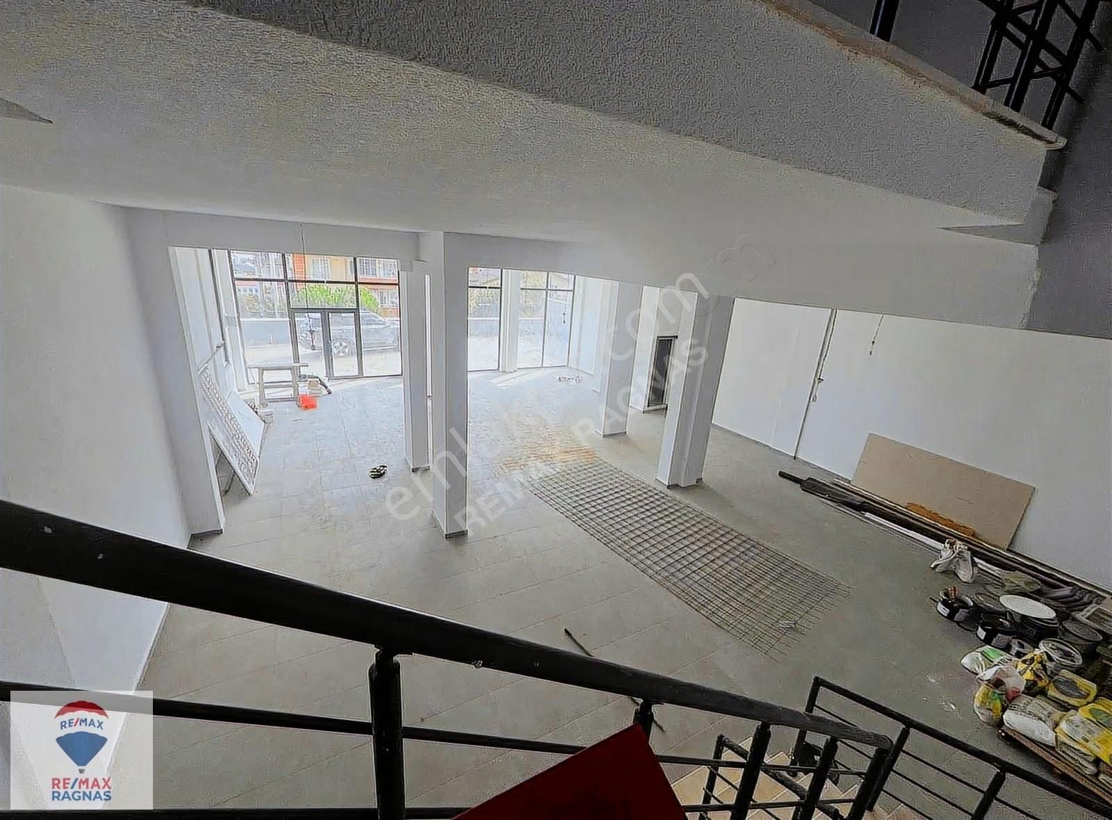 İzmit Serdar Mahallesi 280 M² Asma Katlı Satılık Dükkan - Görsel 6