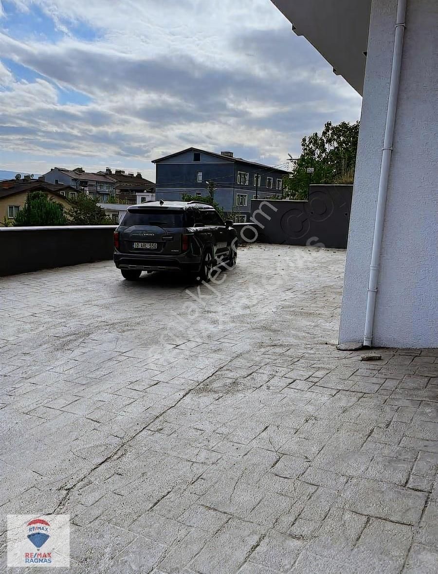 İzmit Serdar Mahallesi 280 M² Asma Katlı Satılık Dükkan - Görsel 5