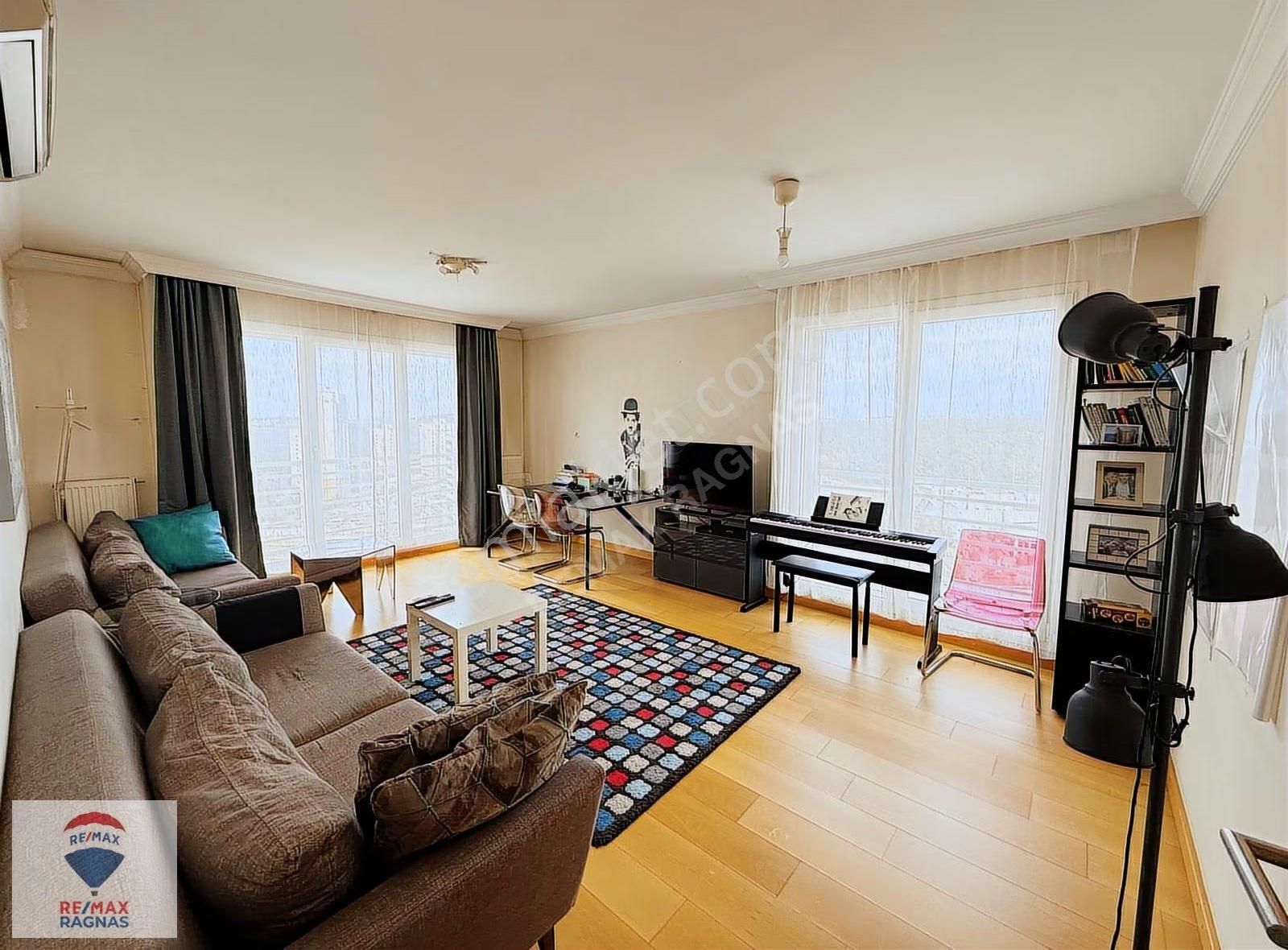 Ümraniye Antrium Residence Satılık 1+1 Kapalı Mutfak,yüksek Kat - Görsel 5