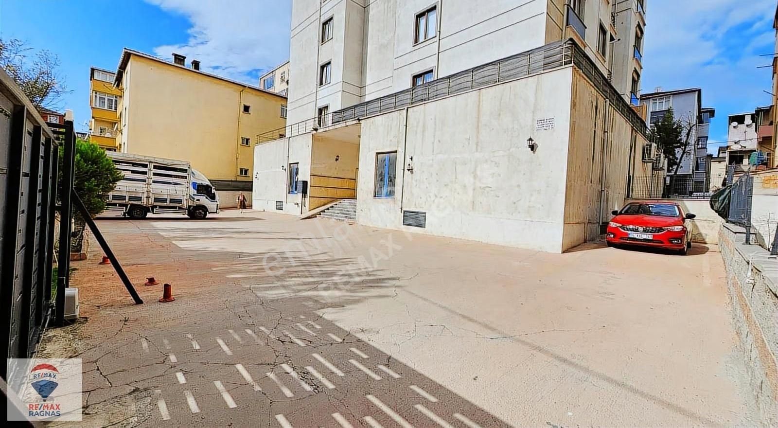 Pendik Kavakpınar Abdi İpekçi Cad. Ara Kat Satılık 2+1 Daire - Görsel 20