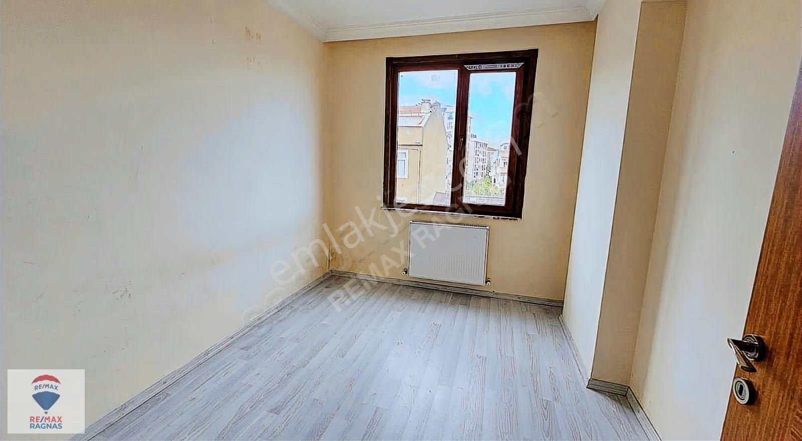 Pendik Kavakpınar Abdi İpekçi Cad. Ara Kat Satılık 2+1 Daire - Görsel 16