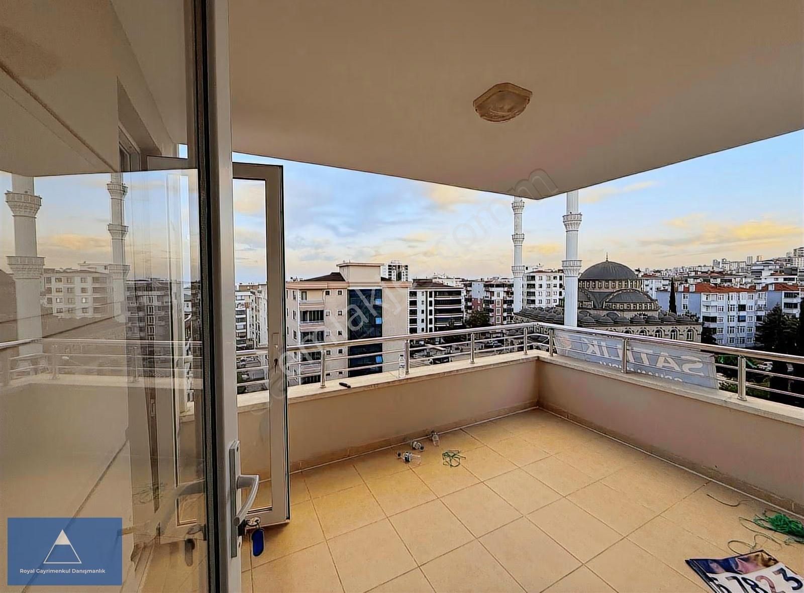 Atakentte 3+1 Deniz Manzaralı Daire