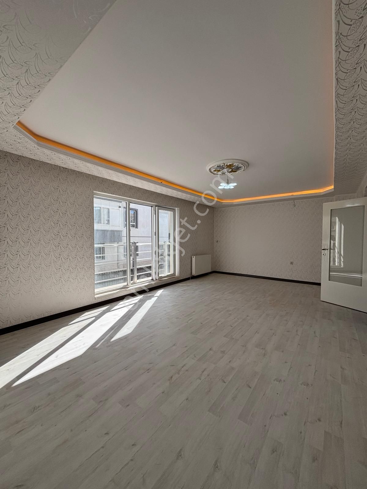 Altındağ - Beşikkaya Mahallesinde Ara Katta, Geniş, Full Yapılı 3+1 Satılık Daire !!! - Görsel 9