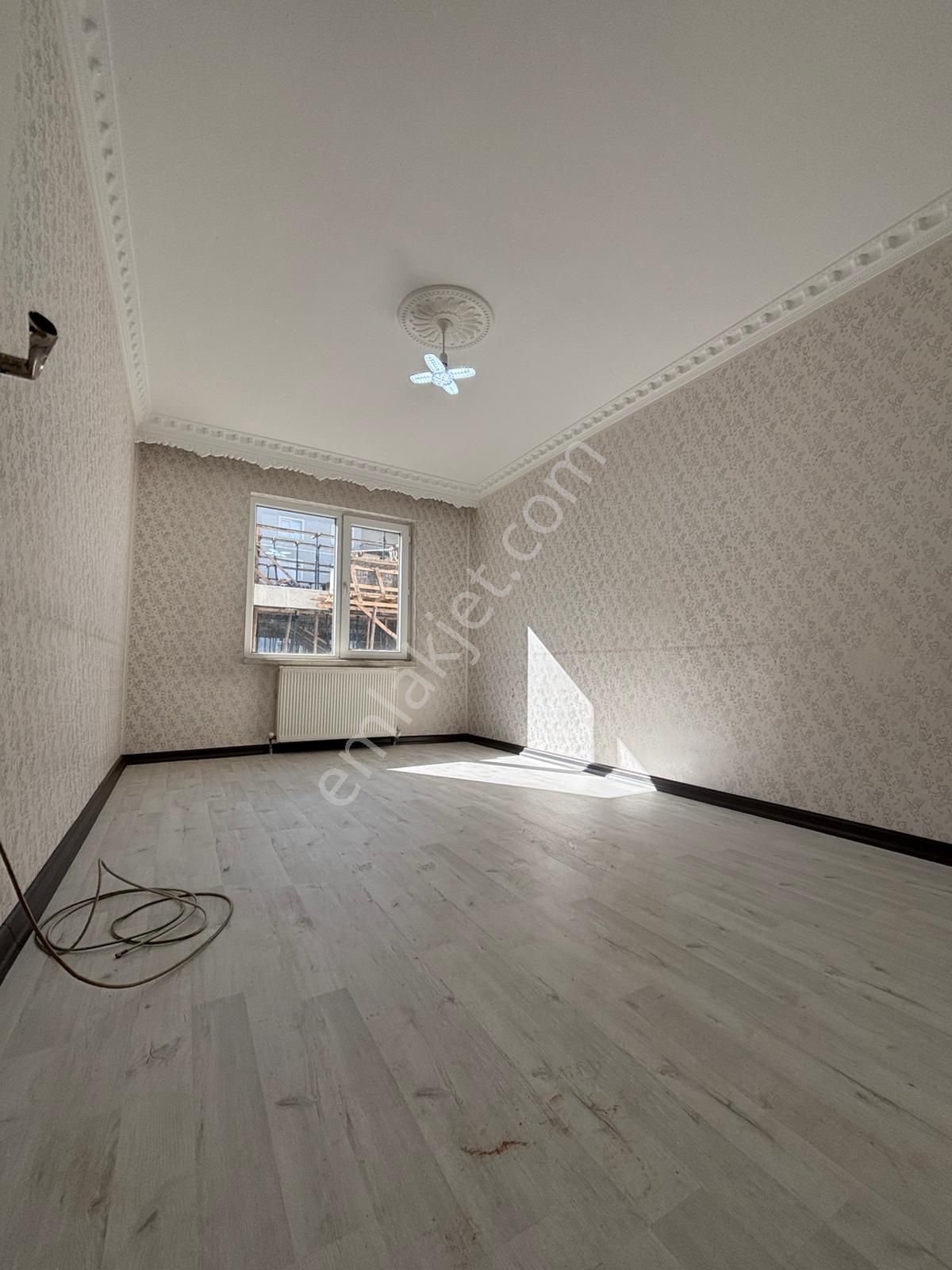 Altındağ - Beşikkaya Mahallesinde Ara Katta, Geniş, Full Yapılı 3+1 Satılık Daire !!! - Görsel 11