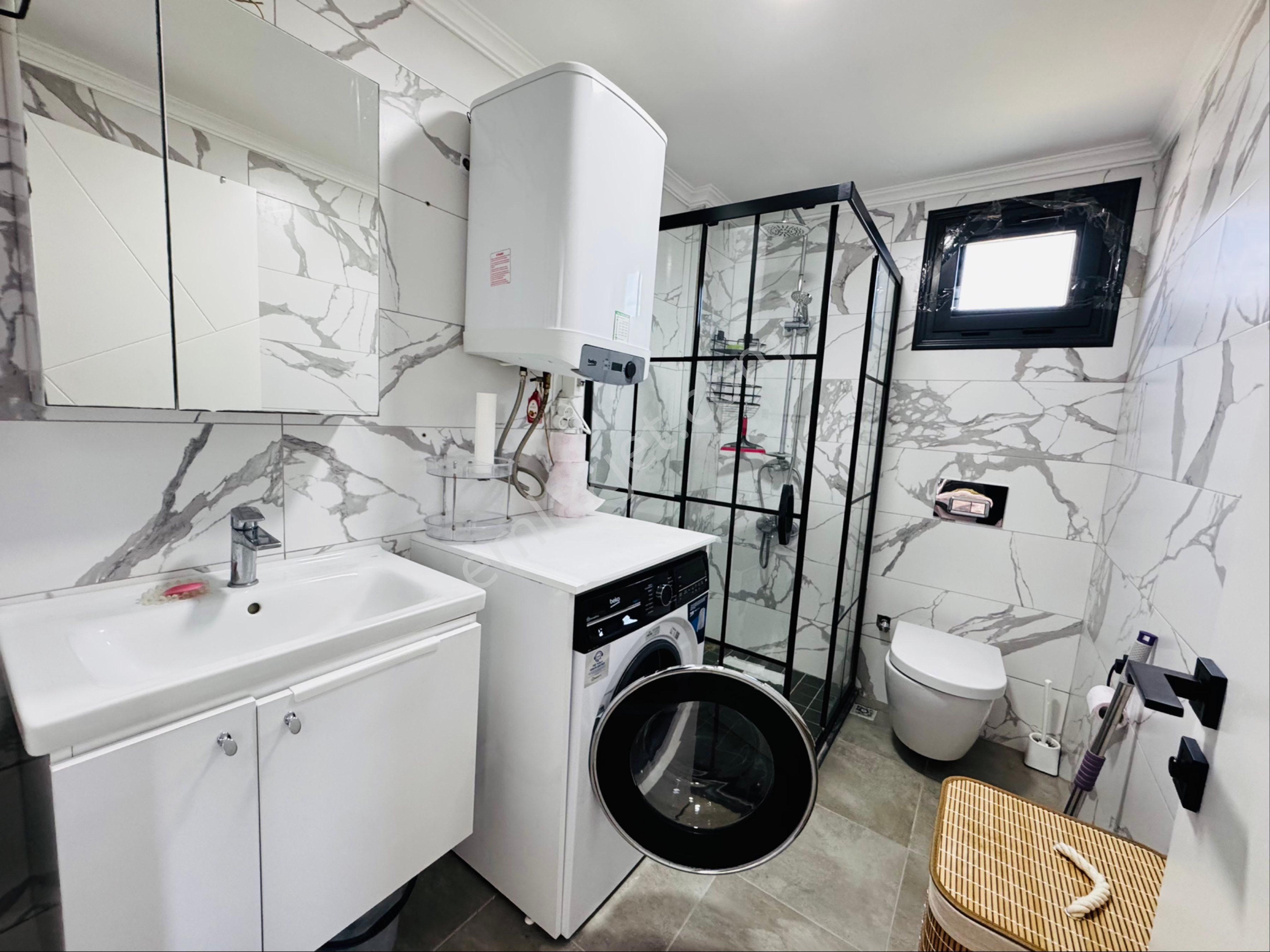 Akbükte Satılık 2+1 Geniş Bahçeli Daire - Görsel 21