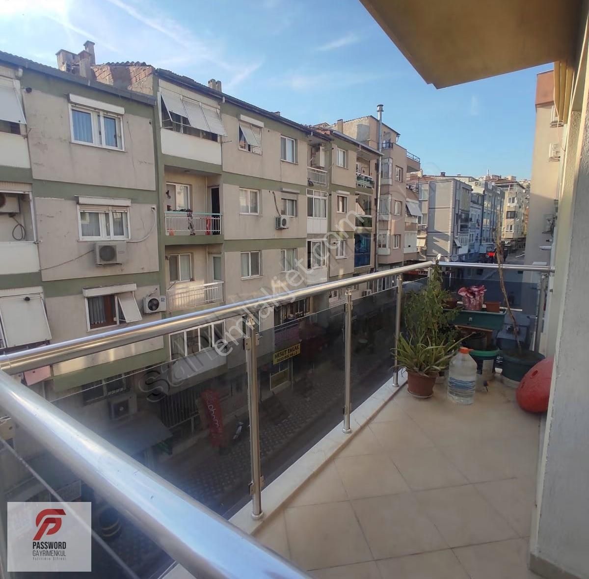 Bayraklı Sevgi Yoluna Yakın Konumda Satılık 3+1 Daire - Görsel 28