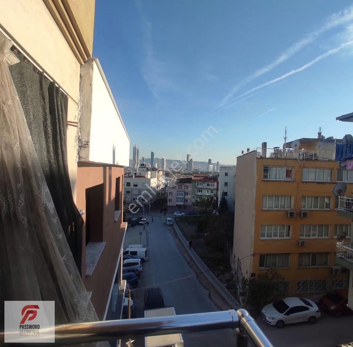 Bayraklı Sevgi Yoluna Yakın Konumda Satılık 3+1 Daire - Görsel 5