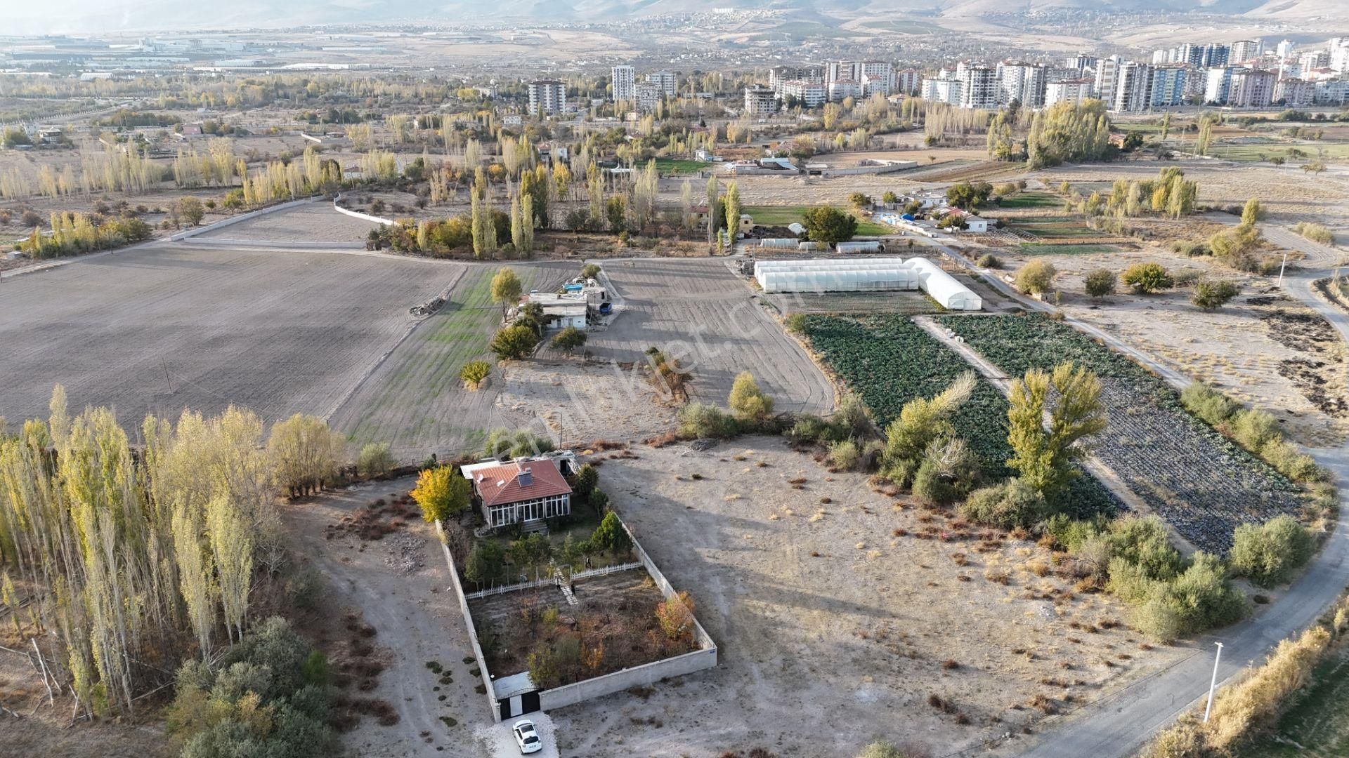 E.gökal Aşağı Kayabaşı 1.150 M2 Tarla + Ev Mükemmel Yatırım ! - Görsel 34