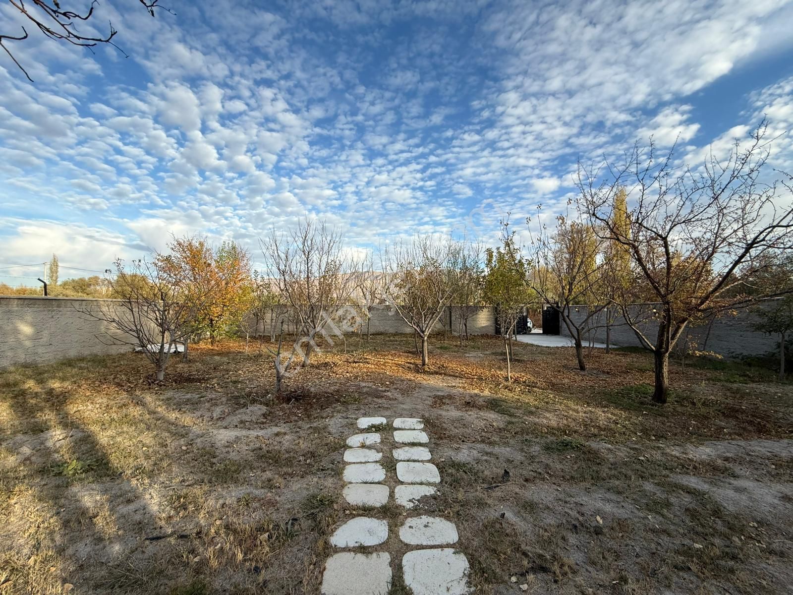 E.gökal Aşağı Kayabaşı 1.150 M2 Tarla + Ev Mükemmel Yatırım ! - Görsel 32