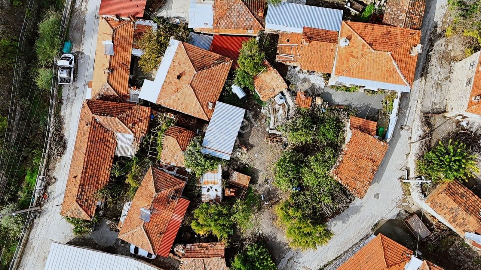 Bergama Karalar Köyünde Merkezde Köyiçi Arsa - Görsel 15