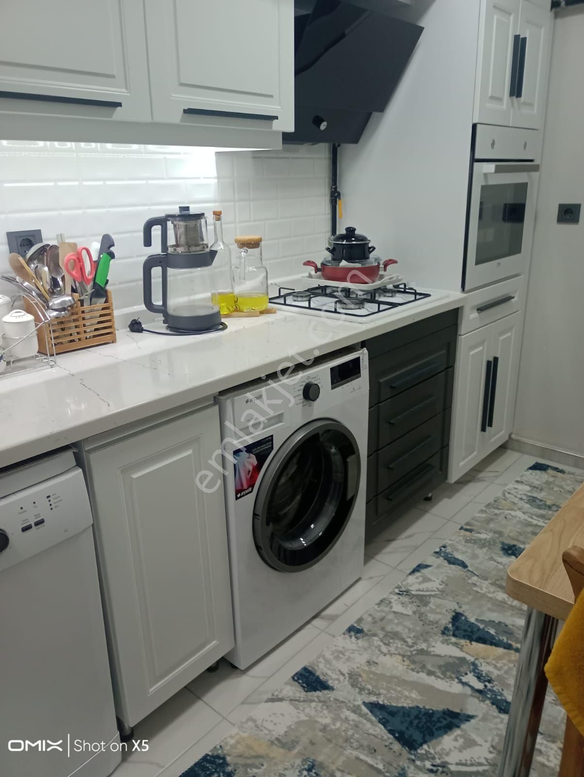 19 Mayıs Mah Danişment Dört Yola Çok Yakın - Görsel 2