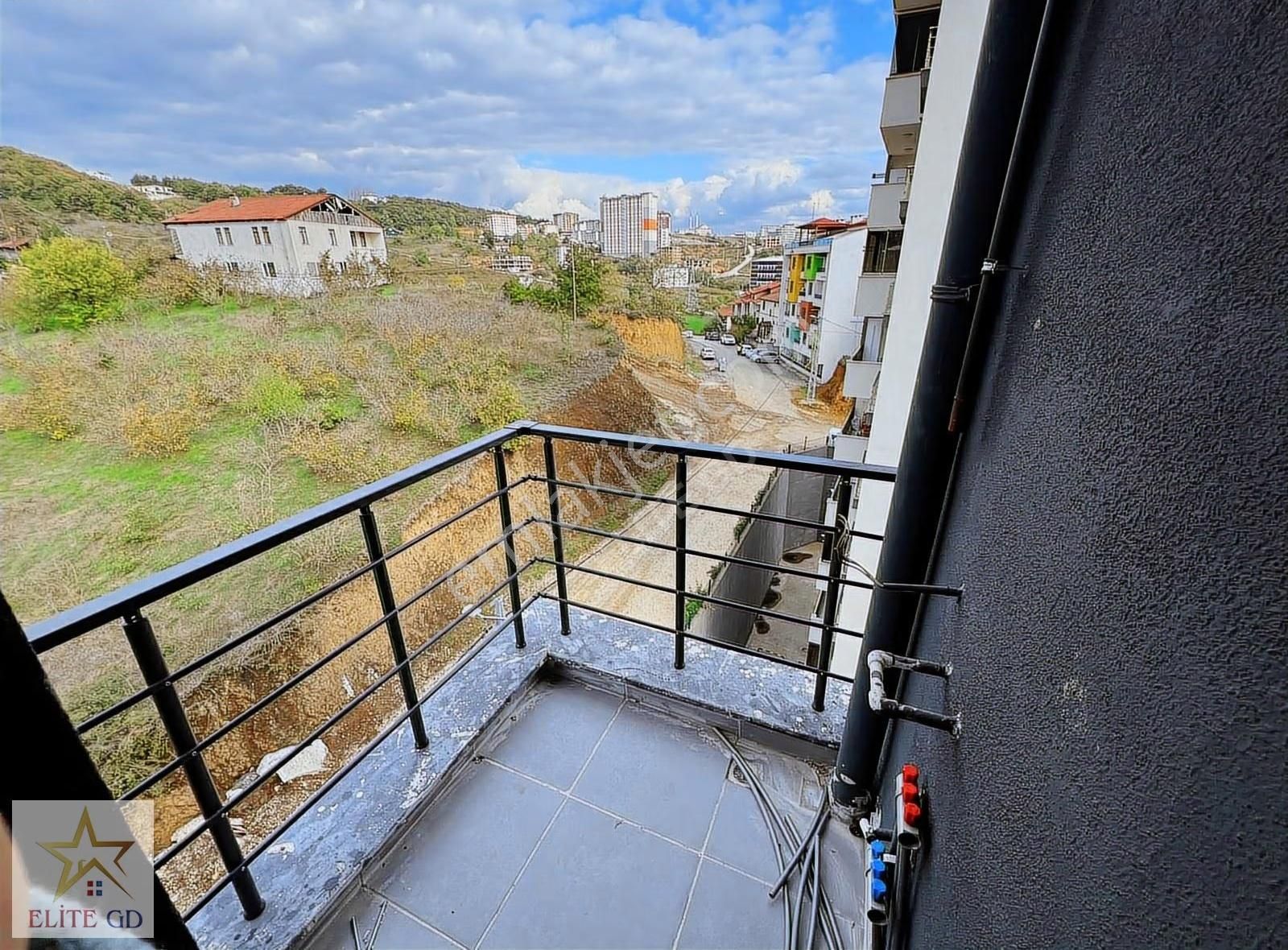 Düzce Üniversitesi Yeni Binada Satılık 55 M2 Manzaralı 1+1 Daire - Görsel 9