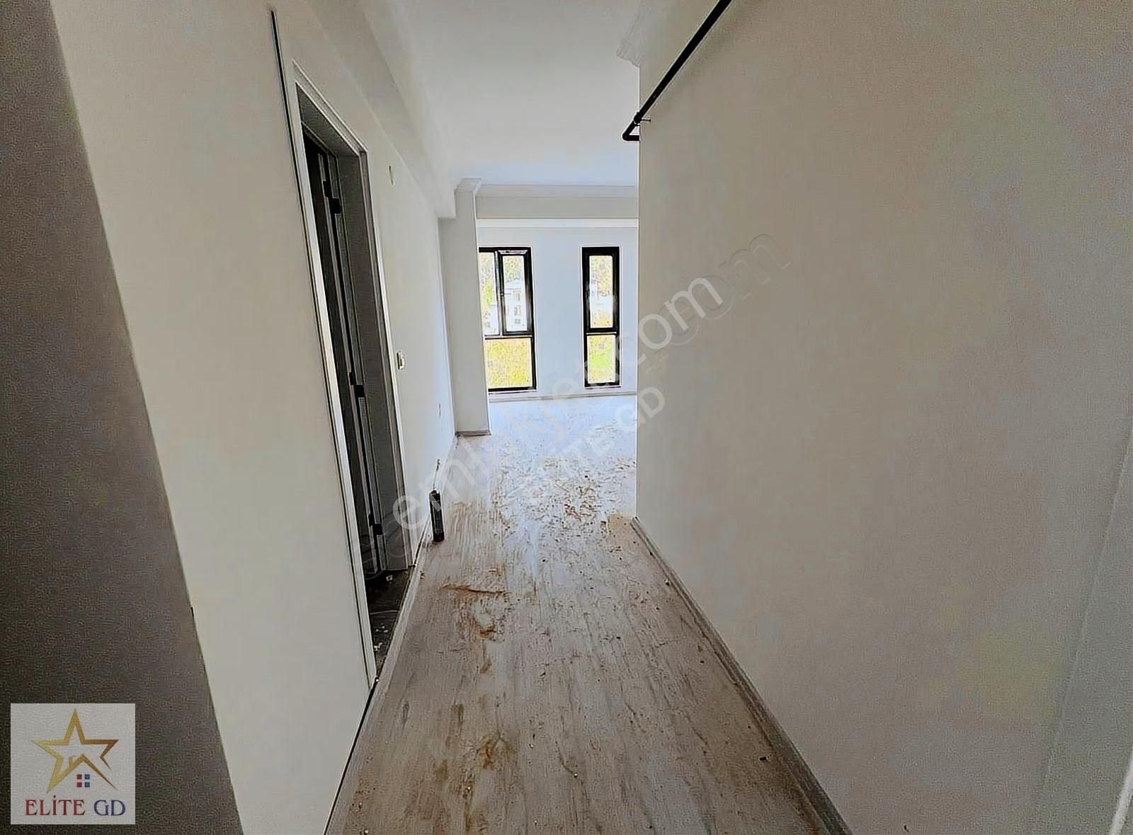 Düzce Üniversitesi Yeni Binada Satılık 55 M2 Manzaralı 1+1 Daire - Görsel 2