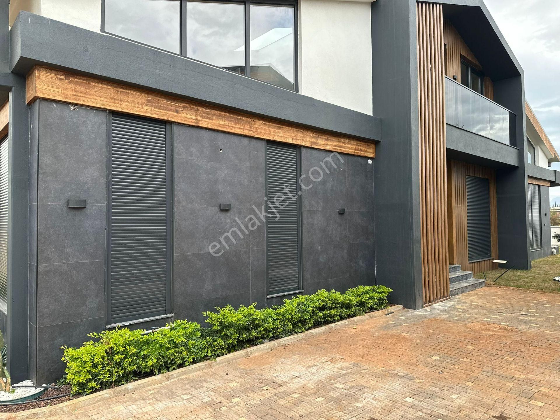 Satılık Villa Kepez Odabaşı 4+1 Site İçi Havuzlu - Görsel 8