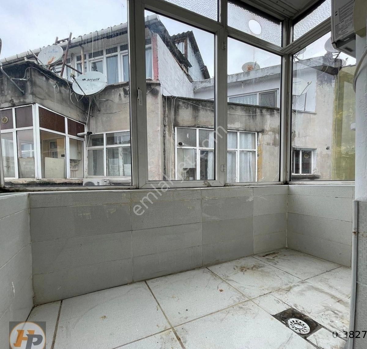 Fatih Vatan Caddesine Cepheli Harika Lokasyonda Satılık Daire - Görsel 31