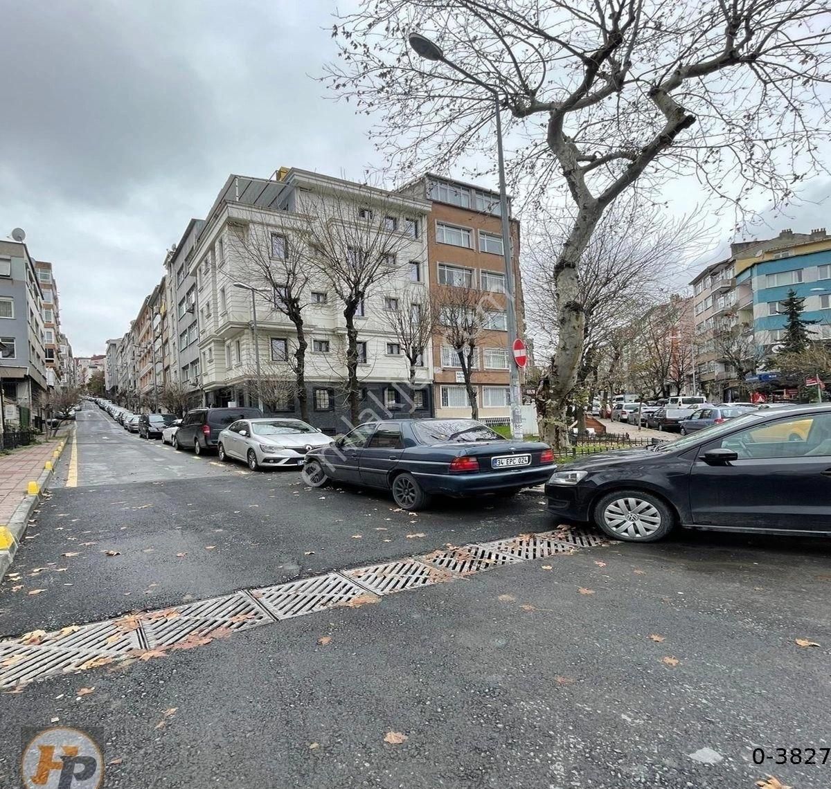 Fatih Vatan Caddesine Cepheli Harika Lokasyonda Satılık Daire - Görsel 25