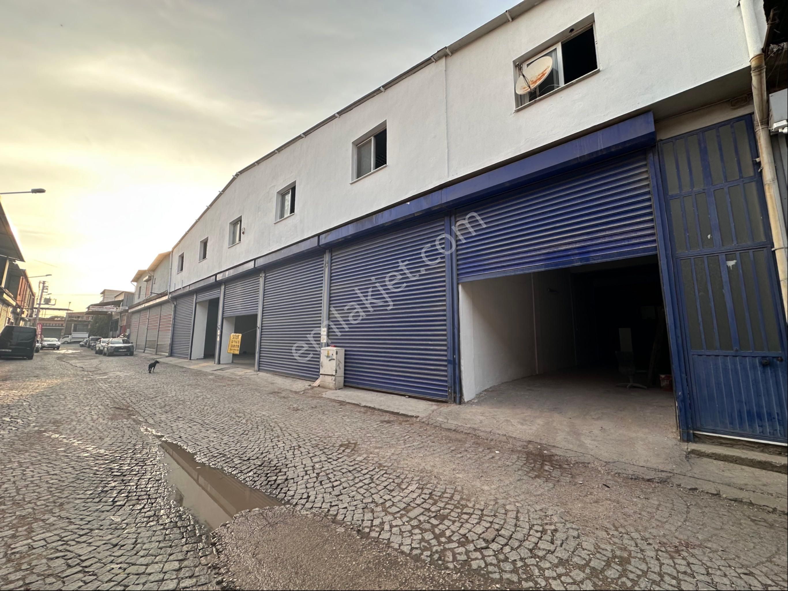 İzmir Bergama Fevzipaşa Mah 1.600 M2 Kapalı Alanı Olan Depo - Görsel 3