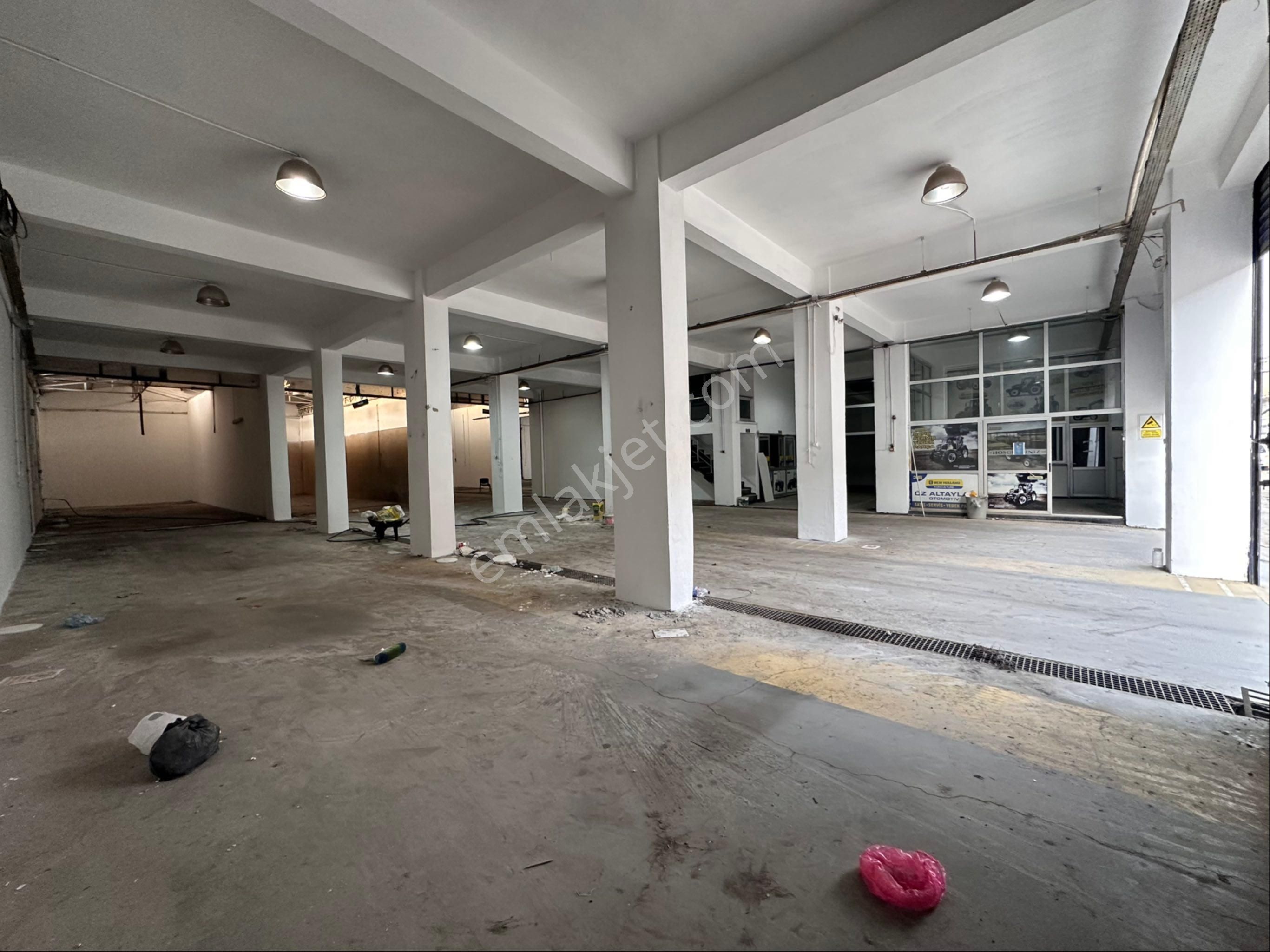 İzmir Bergama Fevzipaşa Mah 1.600 M2 Kapalı Alanı Olan Depo - Görsel 4