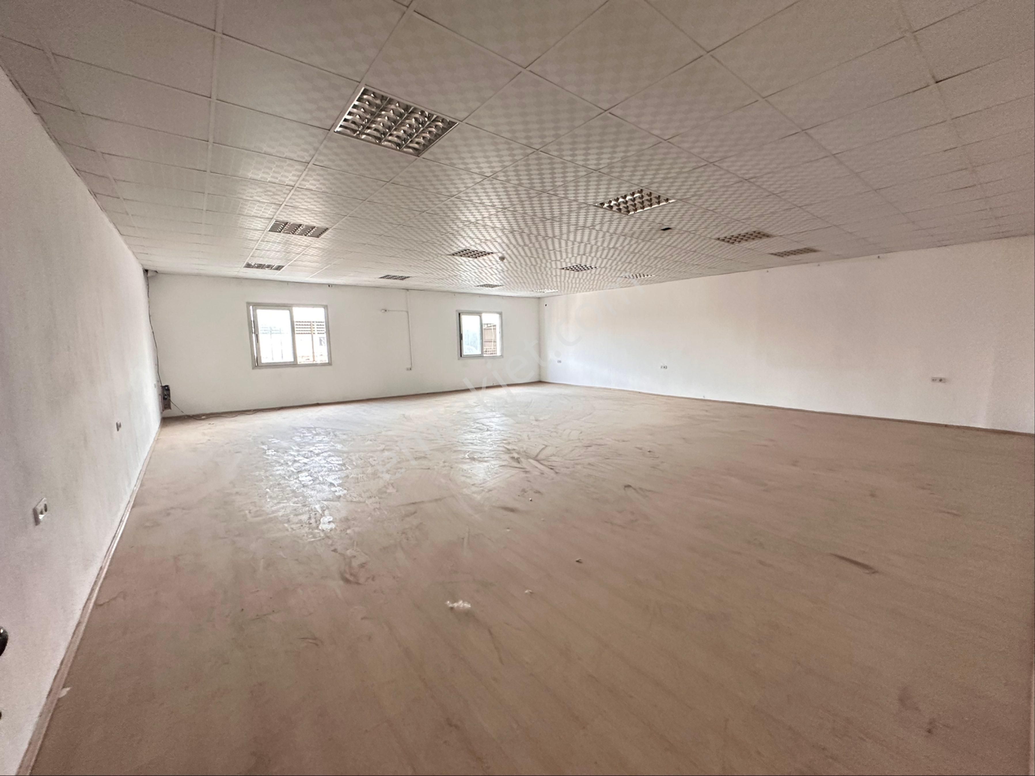 İzmir Bergama Fevzipaşa Mah 1.600 M2 Kapalı Alanı Olan Depo - Görsel 35