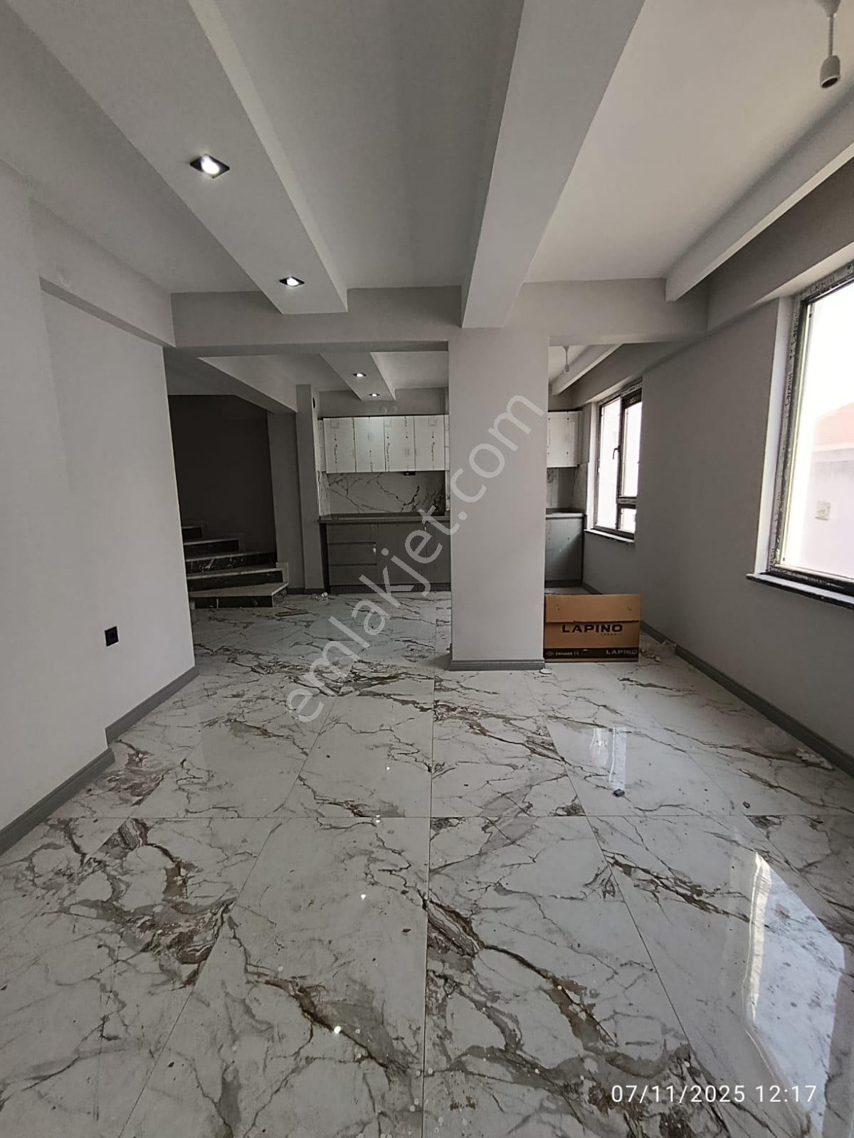 Çamlıca Mahallesinde Satılık 3+1 Dubleks Daire - Görsel 17