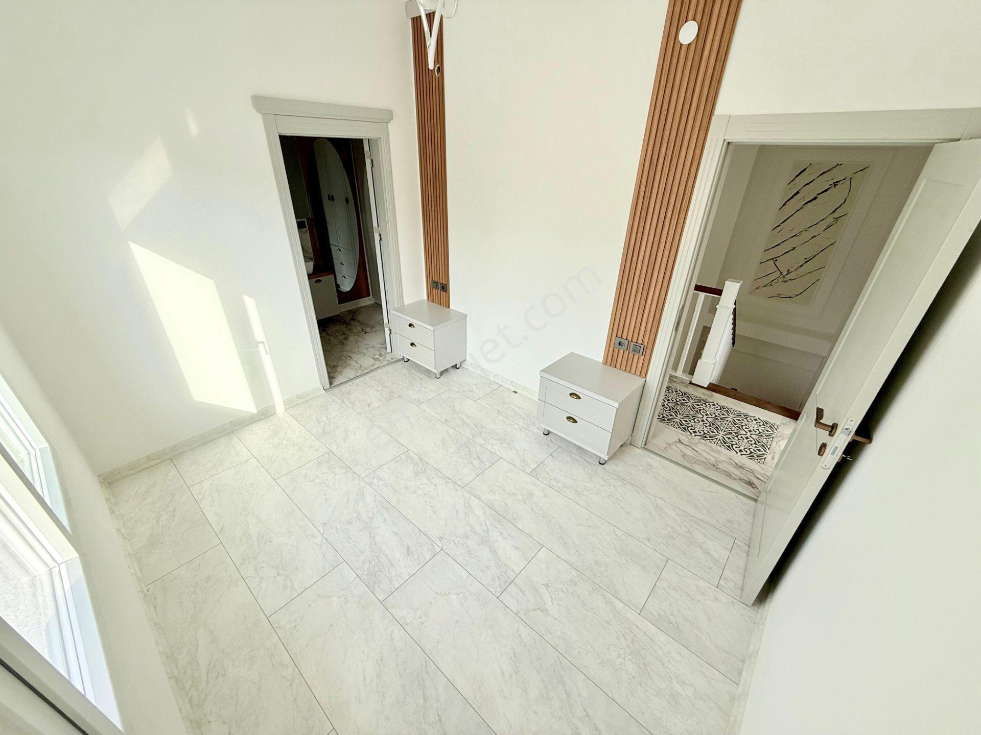▶ ▶ Akçay Körfez'den Güre'de Bahçeli Giyinme Odalı 3+1 Sıfır Satılık Ters Dubleks Daire - Görsel 17