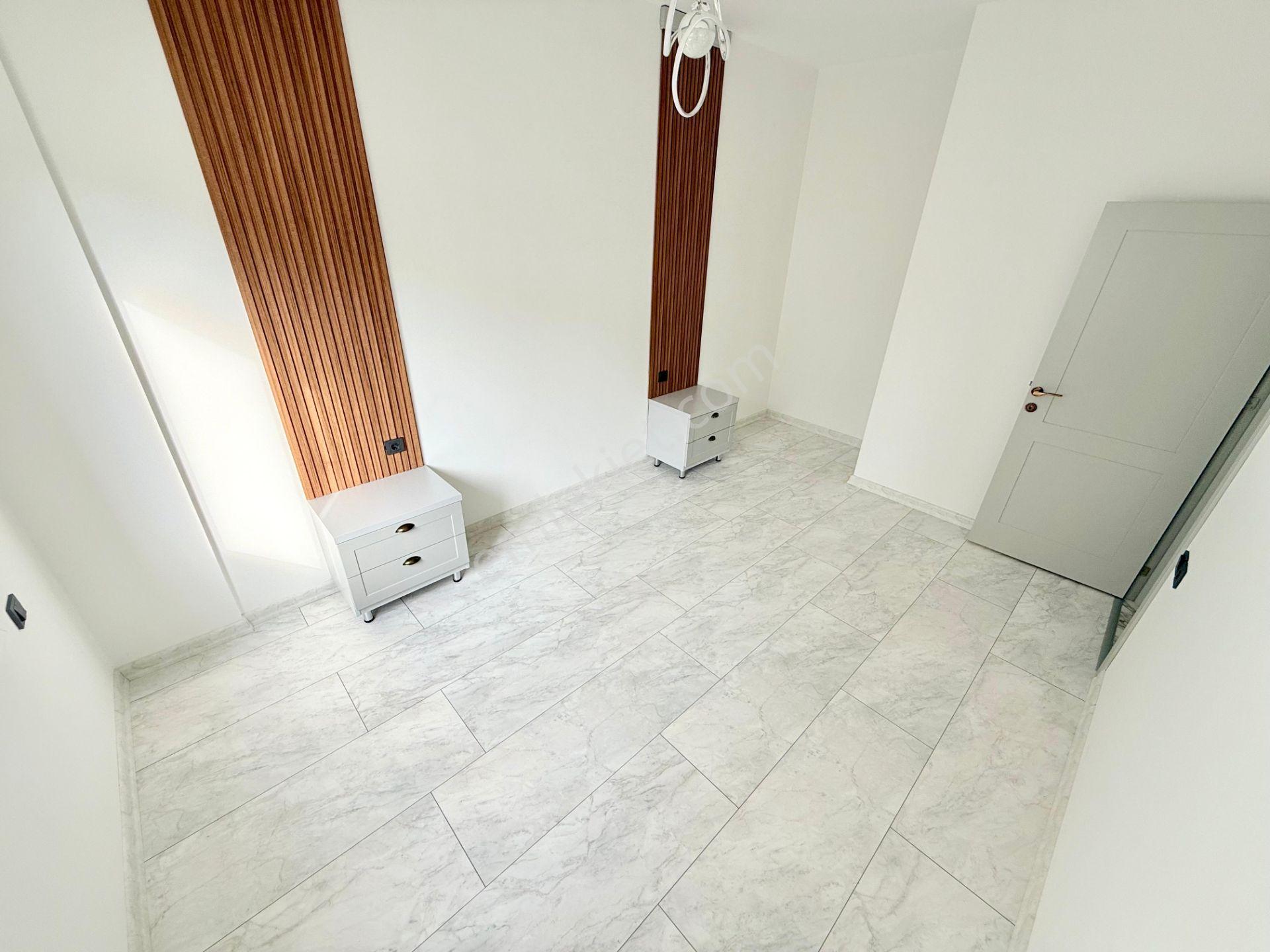 ▶ ▶ Akçay Körfez'den Güre'de Bahçeli Giyinme Odalı 3+1 Sıfır Satılık Ters Dubleks Daire - Görsel 24