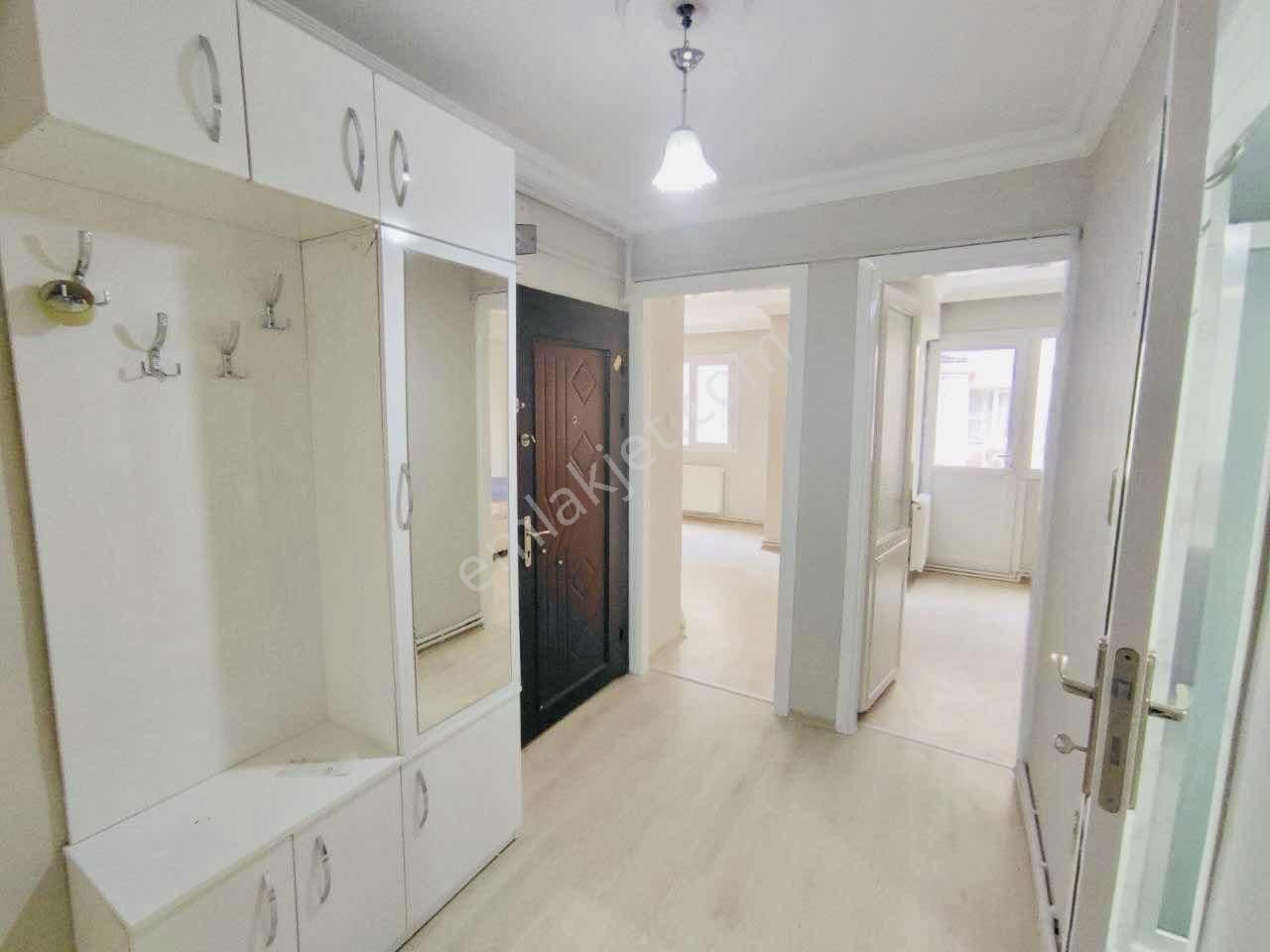 Sahil Tramvay Yakını 3+1 115 M2 Doğalgazlı Arakat *boş* Daire - Görsel 15